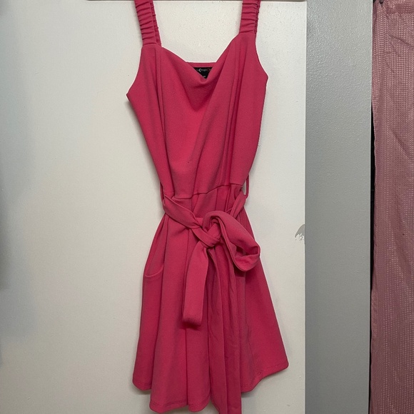 Pink Jumper - M - Picture 1 of 1